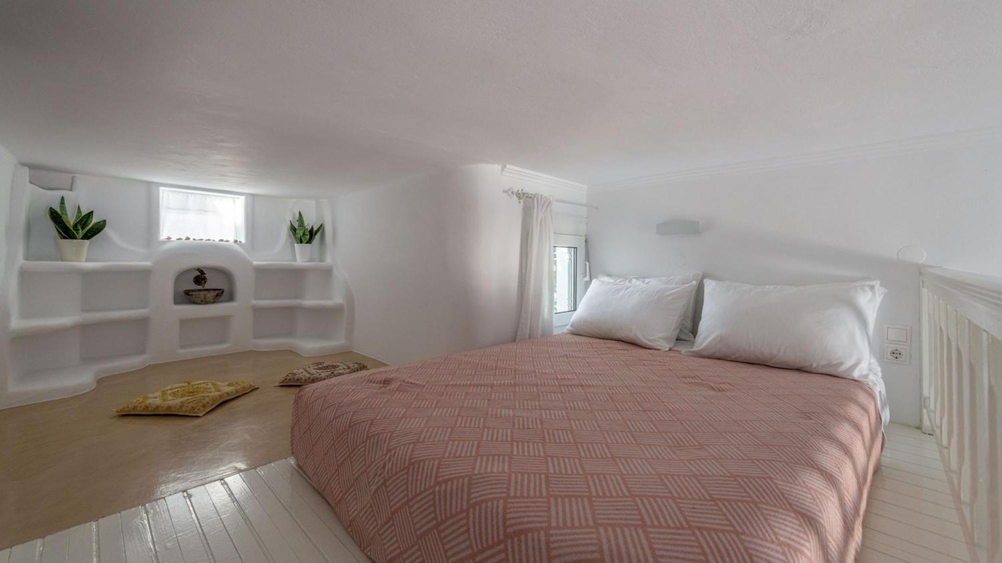 Floras Rooms Pollonia Exterior foto